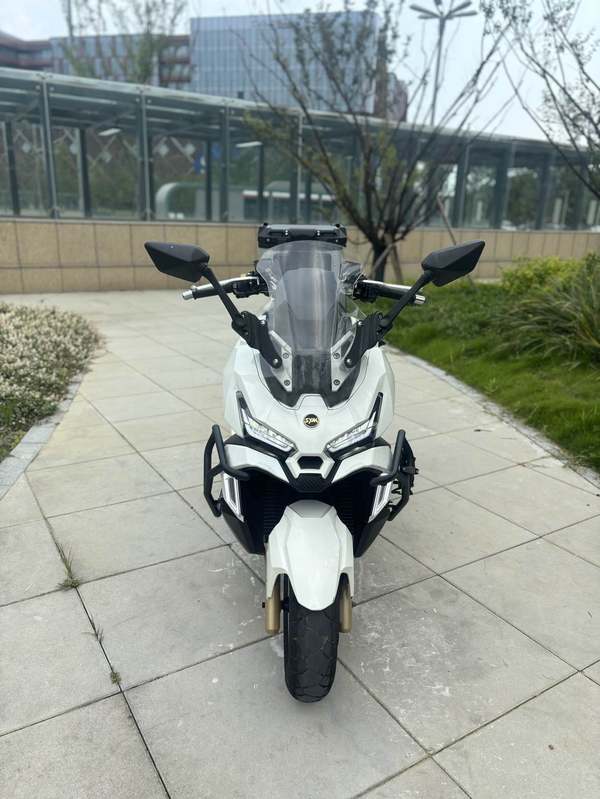 二手三阳哈士奇 Husky ADV150