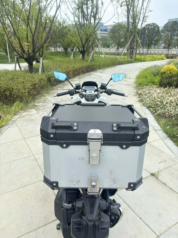 二手三阳哈士奇 Husky ADV150