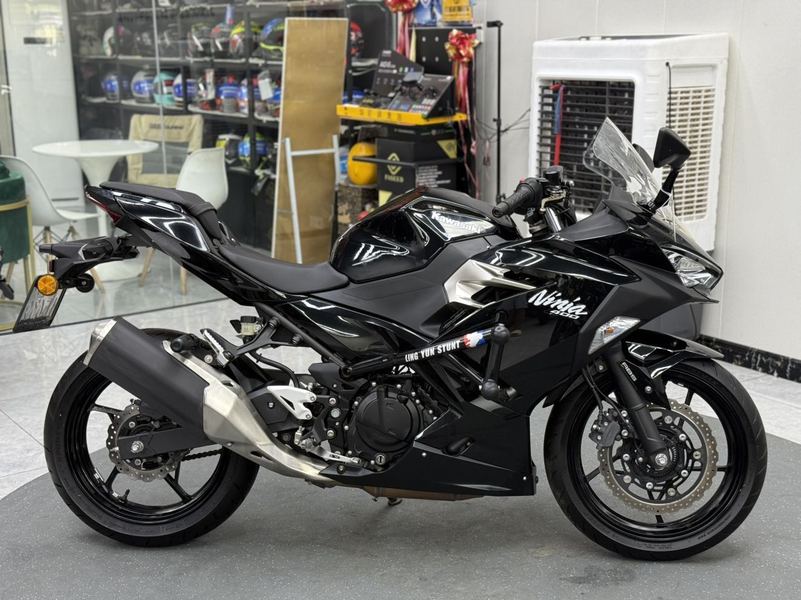 二手川崎Ninja 400