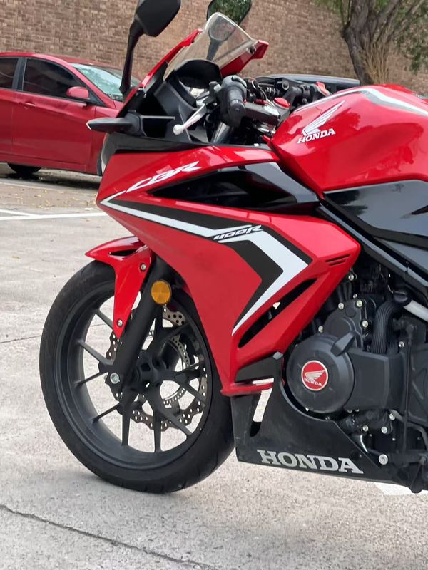 二手本田CBR400R