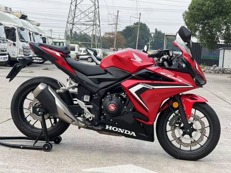 二手本田CBR400R