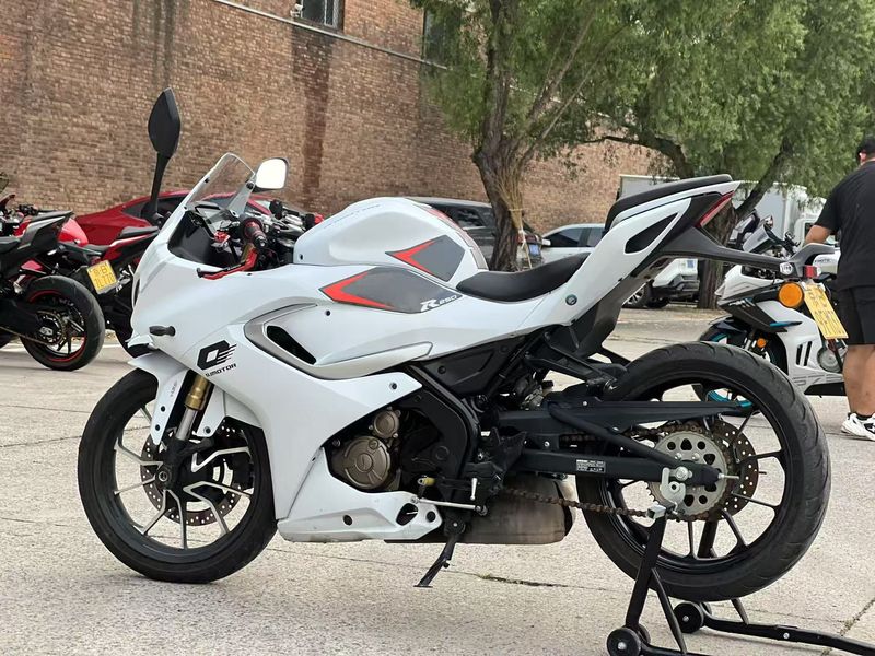 二手QJMOTOR赛250