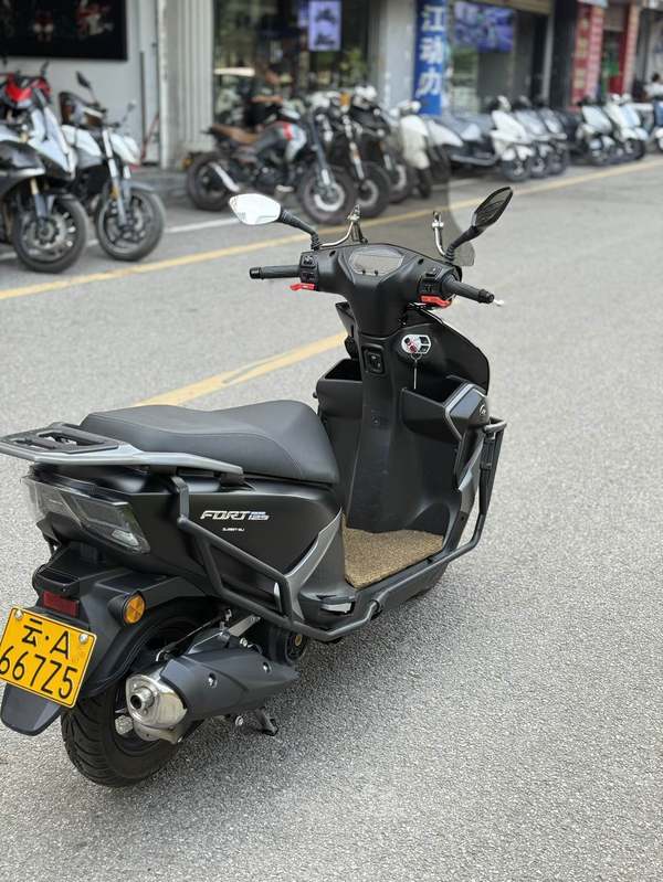 二手QJMOTOR鸿125