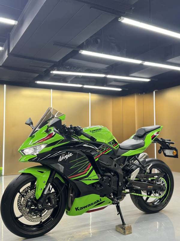 二手川崎ZX-4R