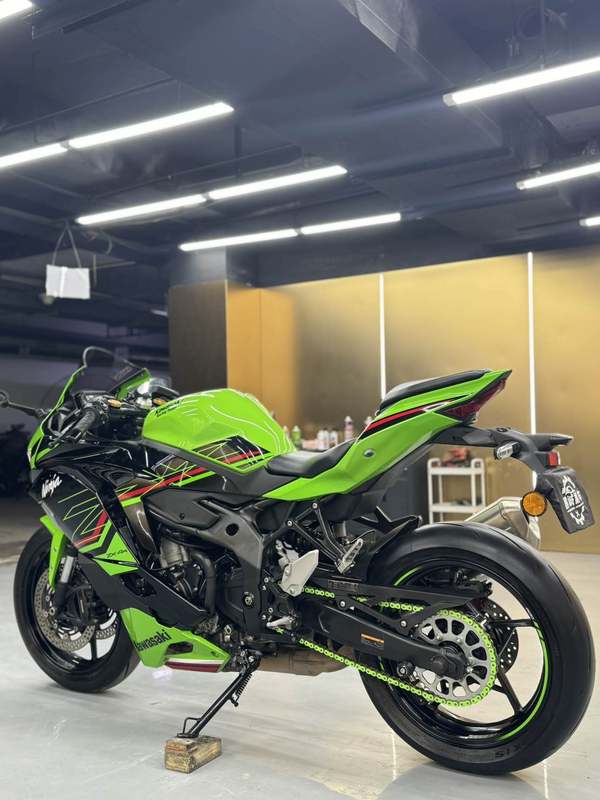 二手川崎ZX-4R