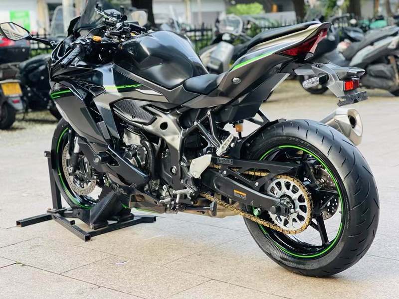 二手川崎ZX-4R
