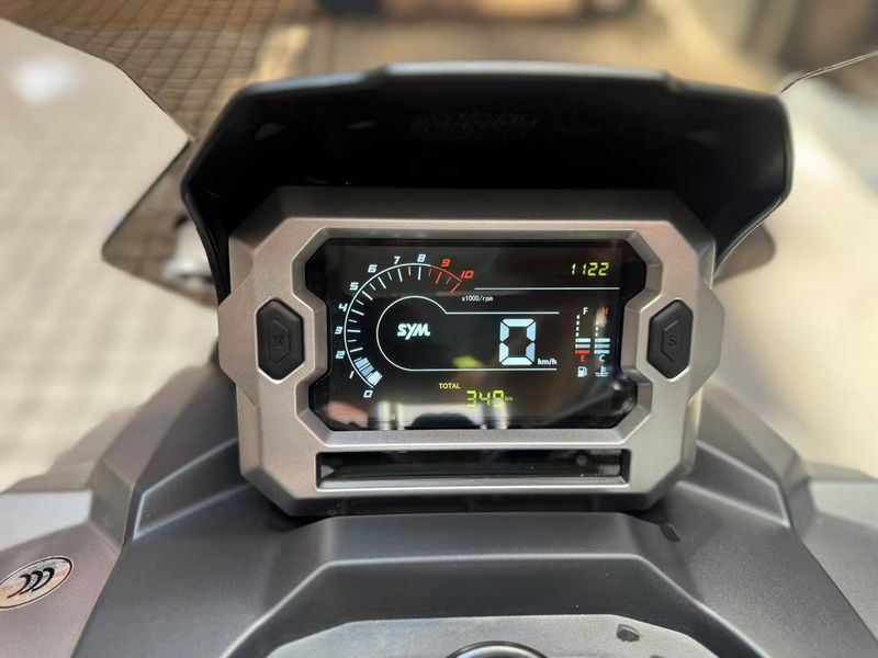 二手三阳哈士奇 Husky ADV150