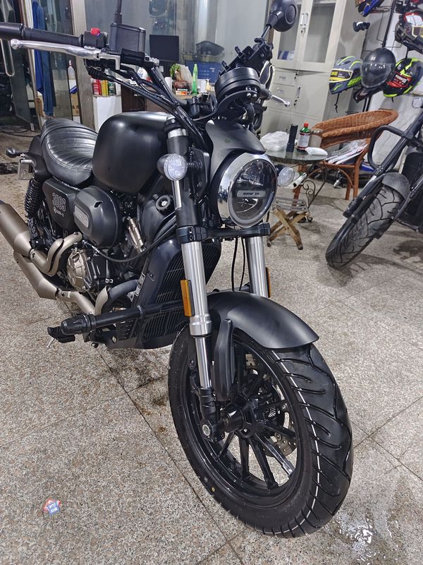 二手QJMOTOR闪300
