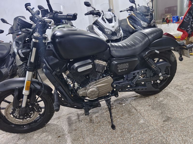 二手QJMOTOR闪300