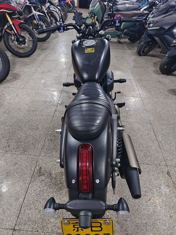 二手QJMOTOR闪300