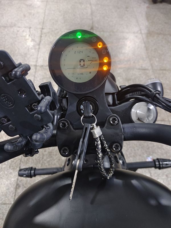 二手QJMOTOR闪300