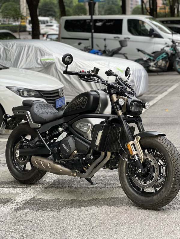 二手QJMOTOR闪700