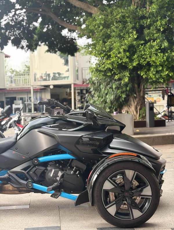 二手庞巴迪Spyder F3 