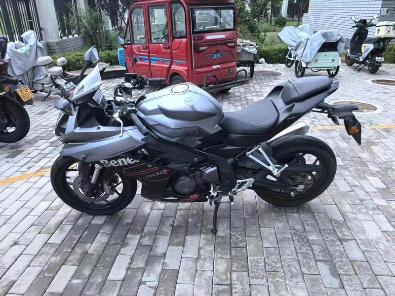 二手贝纳利龙卷风 Tornado 302R