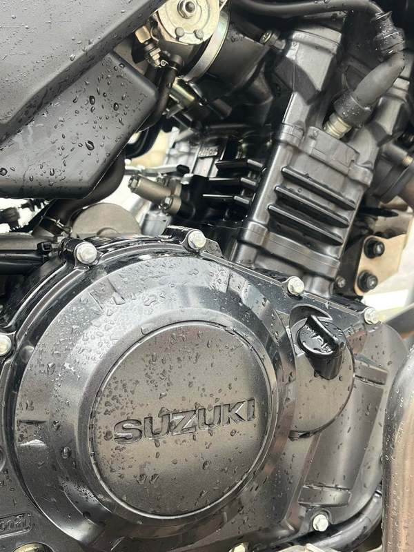 二手豪爵铃木DL250