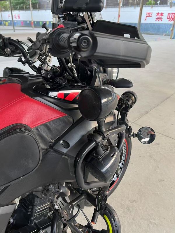 二手豪爵铃木DL250
