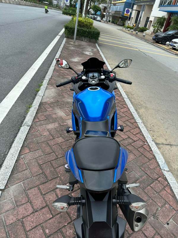 二手豪爵铃木GSX250R
