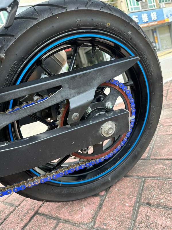 二手豪爵铃木GSX250R