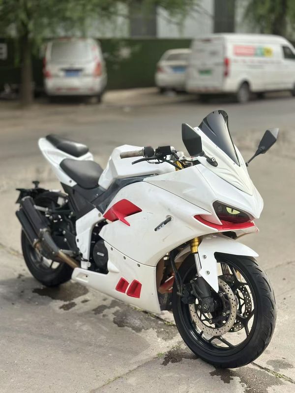 二手喜力蛟龙200