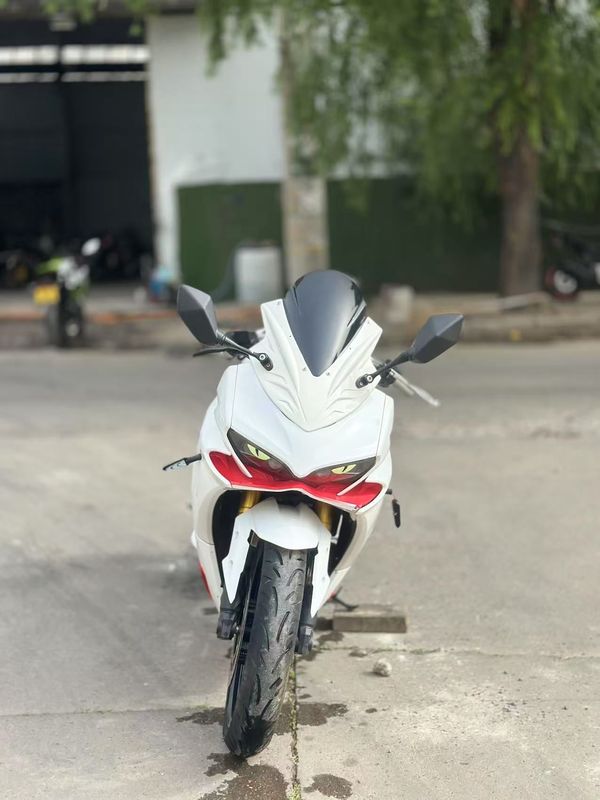 二手喜力蛟龙200