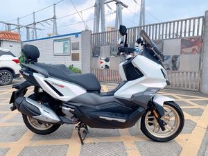 二手三阳哈士奇 Husky ADV300