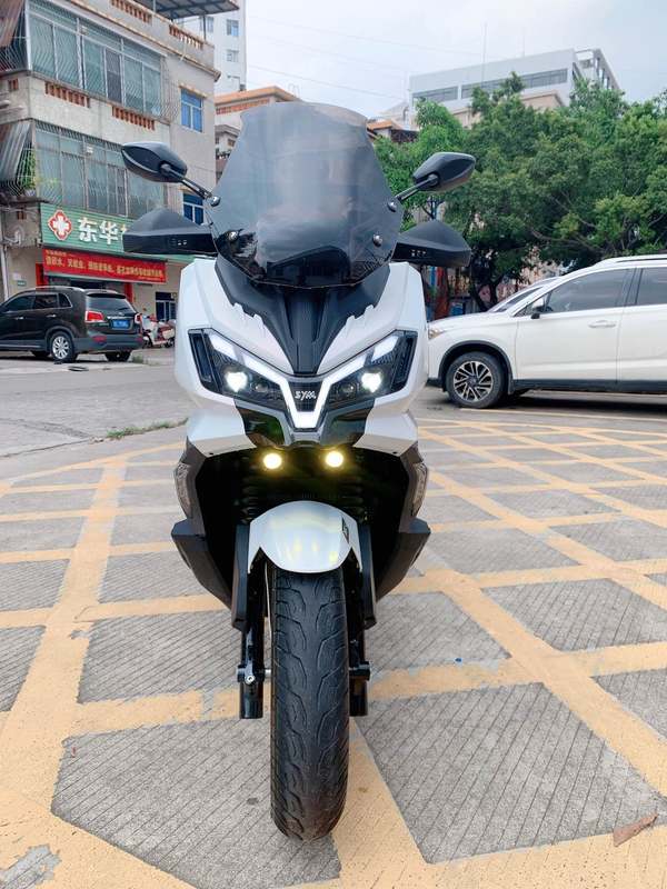 二手三阳哈士奇 Husky ADV300