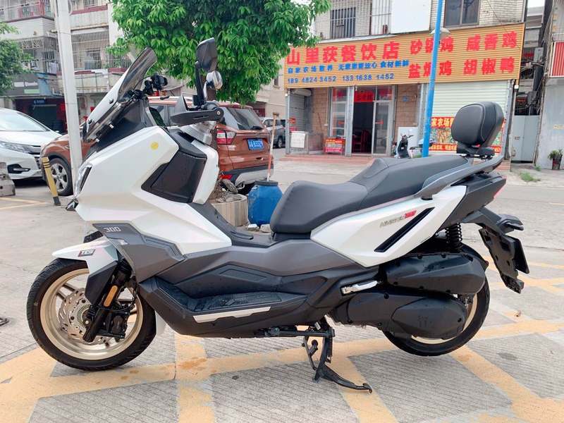 二手三阳哈士奇 Husky ADV300
