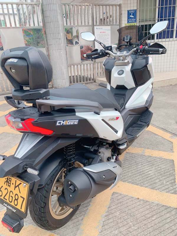 二手三阳哈士奇 Husky ADV300
