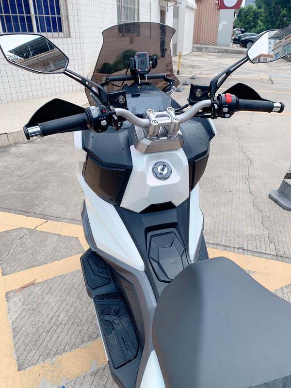 二手三阳哈士奇 Husky ADV300