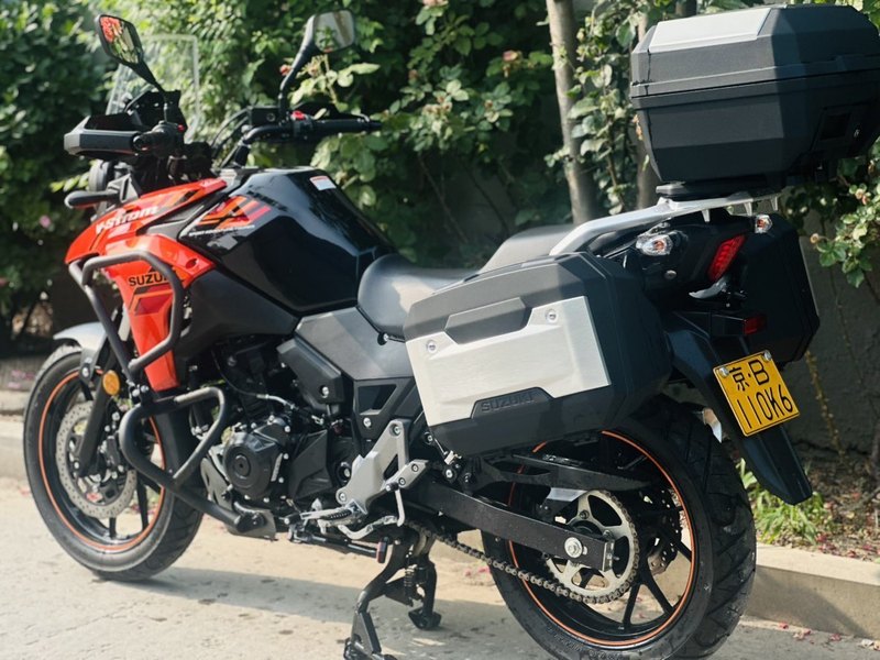 二手豪爵铃木DL250