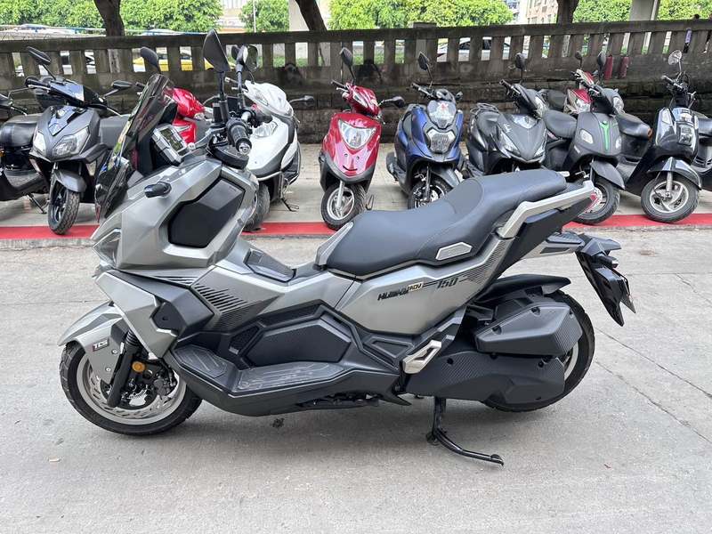 二手三阳哈士奇 Husky ADV150