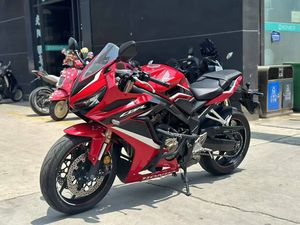 二手本田CBR650R