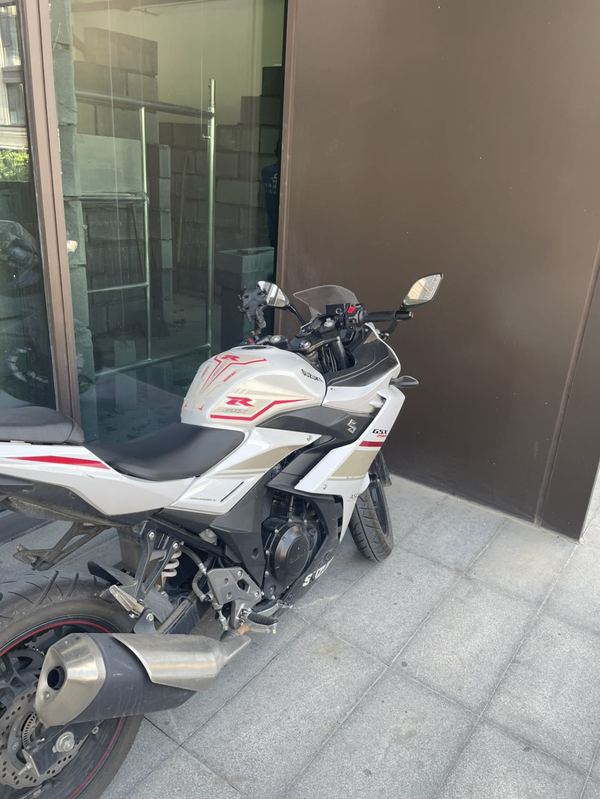 二手豪爵铃木GSX250R