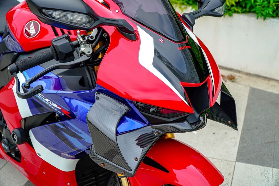 二手本田CBR 1000 RR-R