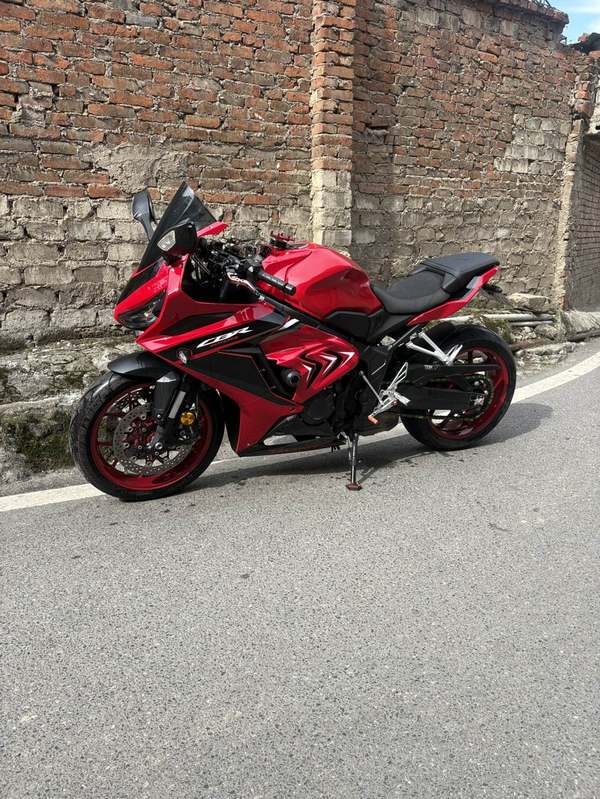 二手本田CBR650R