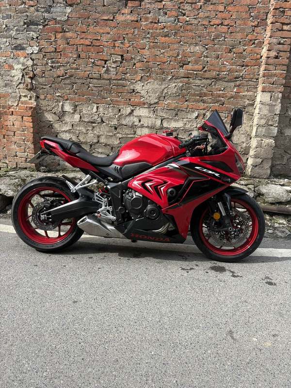 二手本田CBR650R