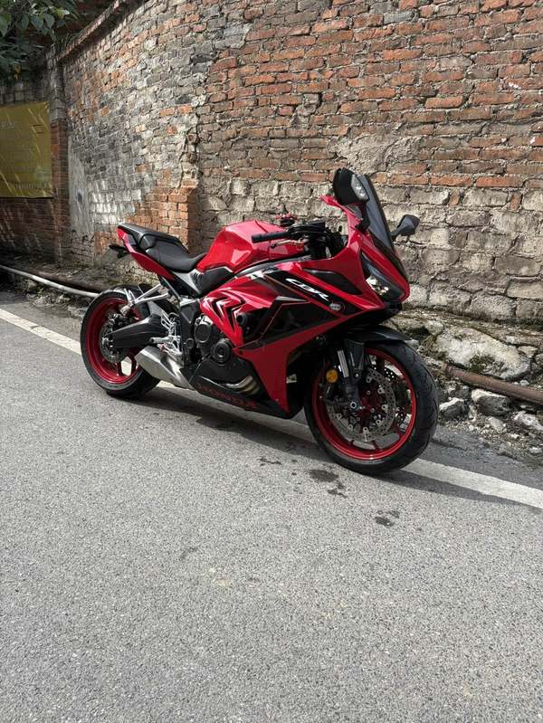 二手本田CBR650R
