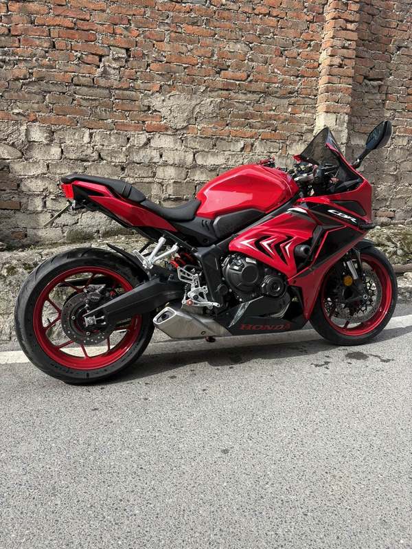 二手本田CBR650R