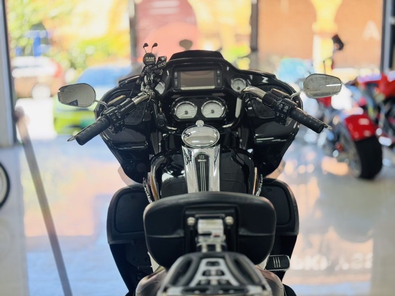 二手哈雷戴维森公路滑翔 Road Glide