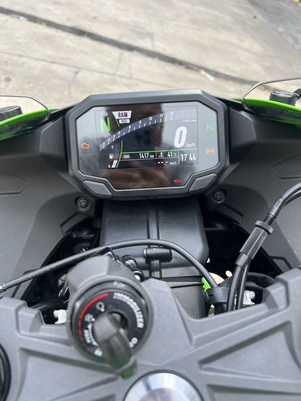 二手川崎Ninja ZX-6R 