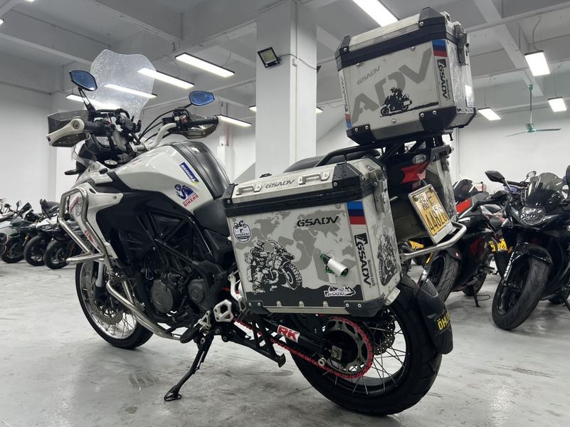 二手贝纳利金鹏 TRK502