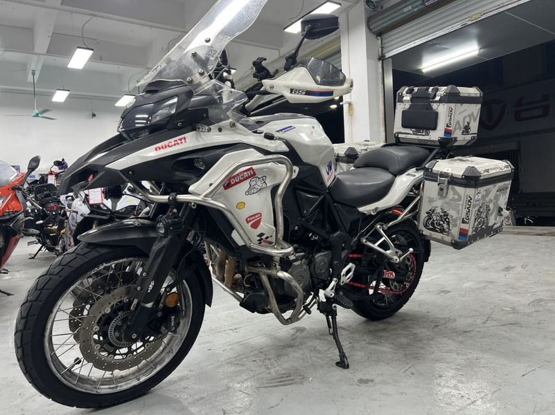 二手贝纳利金鹏 TRK502