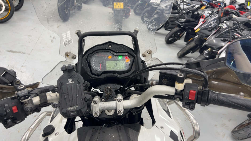 二手贝纳利金鹏 TRK502