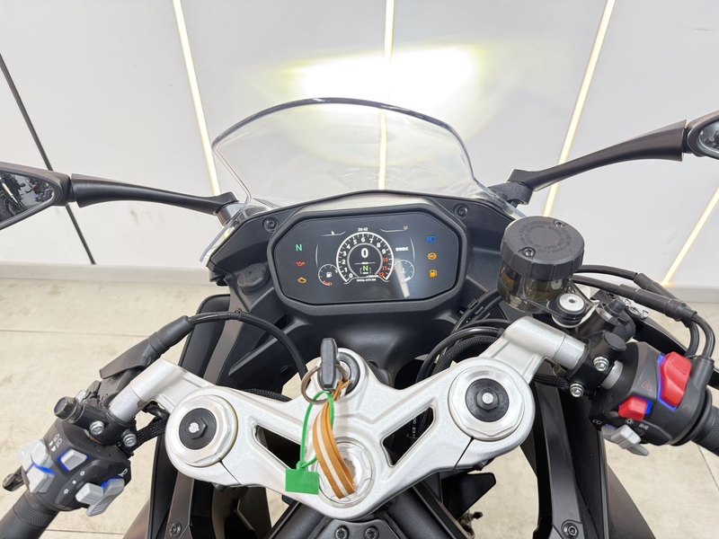 二手贝纳利龙卷风 Tornado 552R
