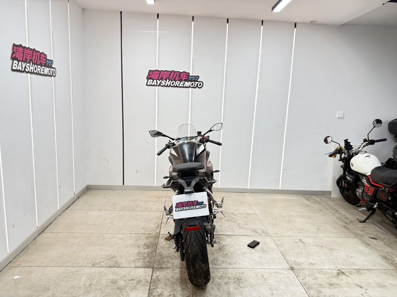 二手贝纳利龙卷风 Tornado 552R