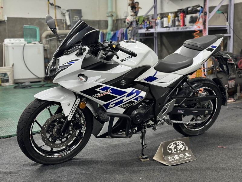 二手豪爵铃木GSX250R