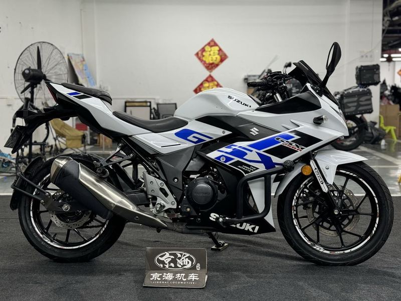 二手豪爵铃木GSX250R
