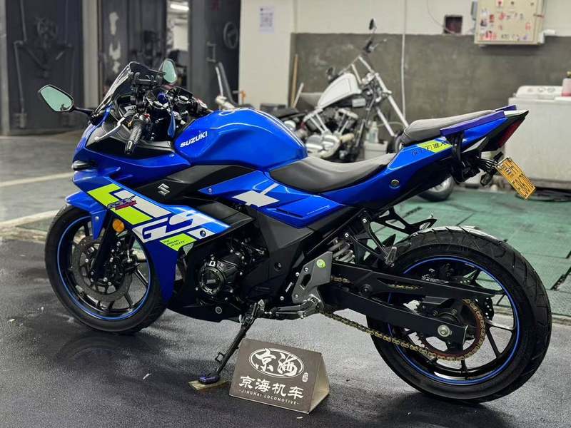 二手豪爵铃木GSX250R