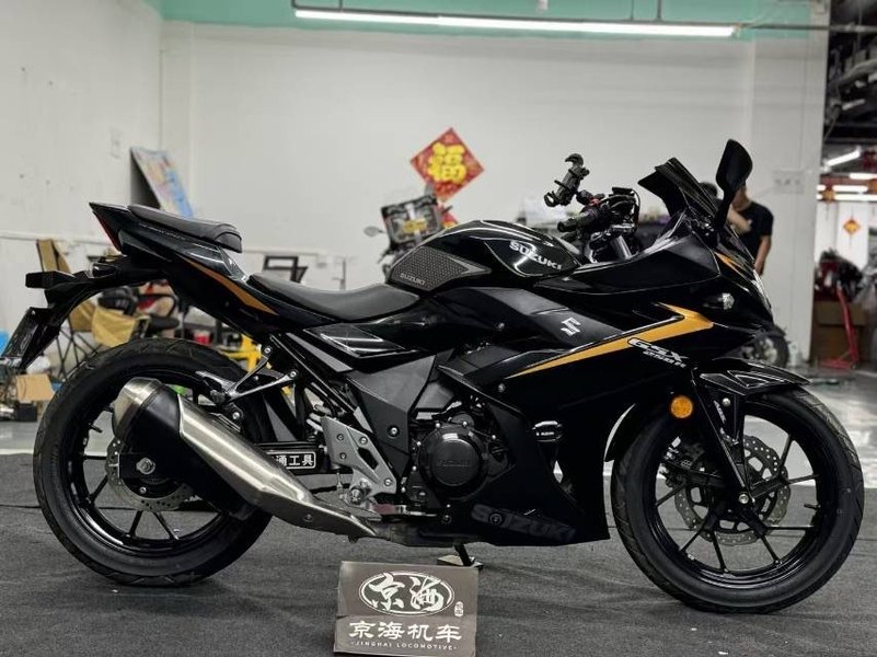 二手豪爵铃木GSX250R