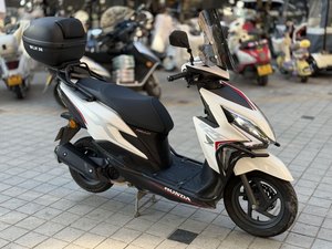二手新大洲本田裂行 RX125Fi